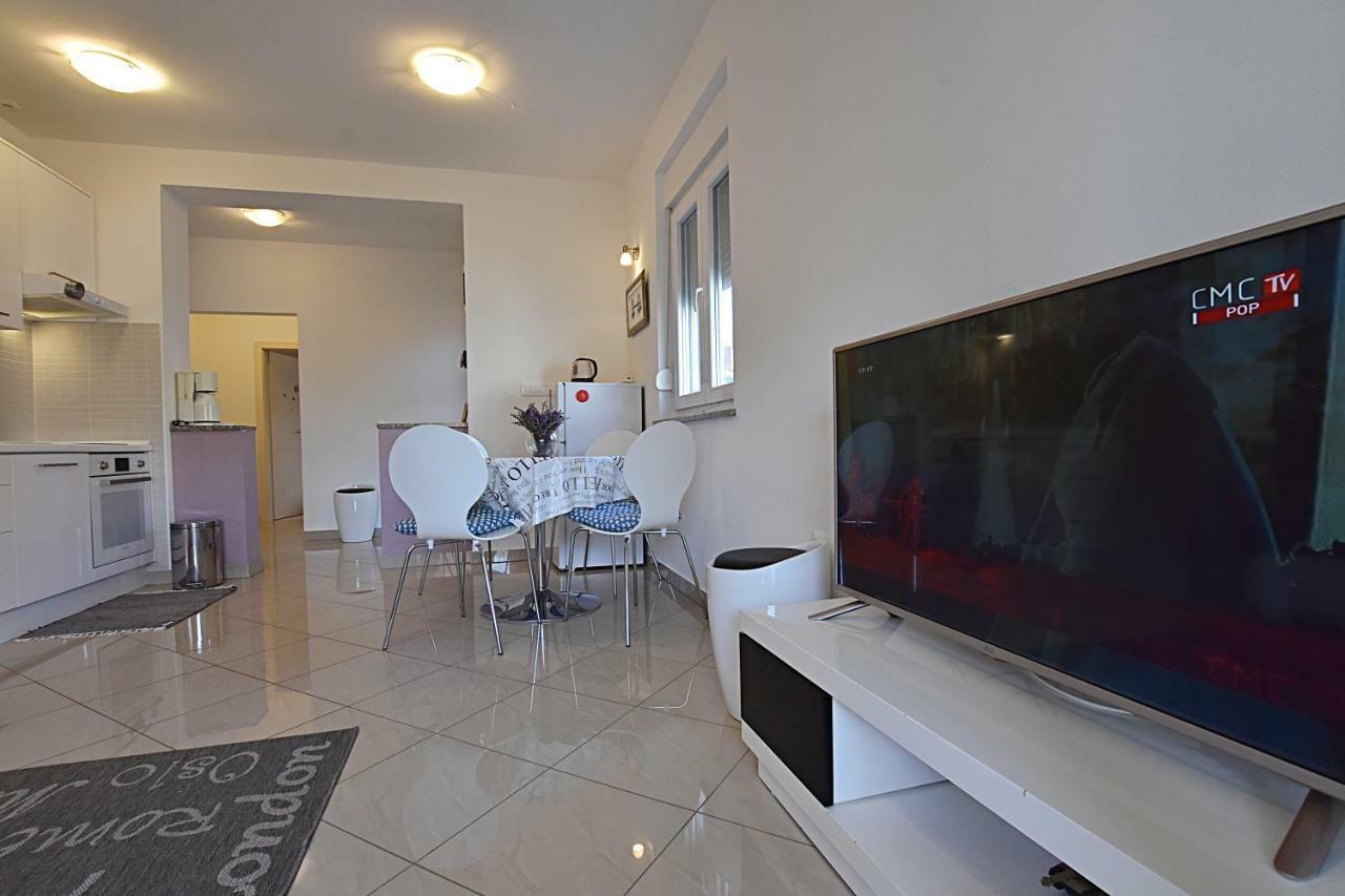 Marine Apartamento Sukošan Exterior foto