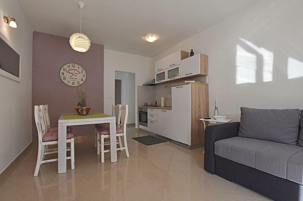 Marine Apartamento Sukošan Exterior foto