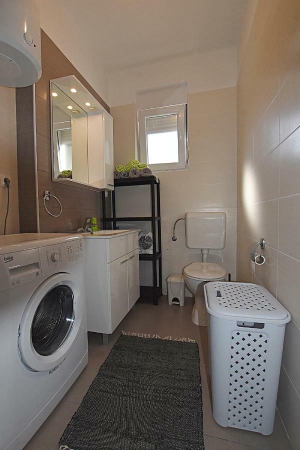 Marine Apartamento Sukošan Exterior foto