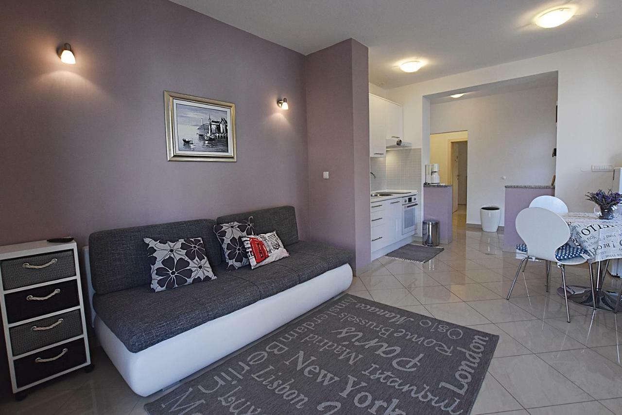 Marine Apartamento Sukošan Exterior foto