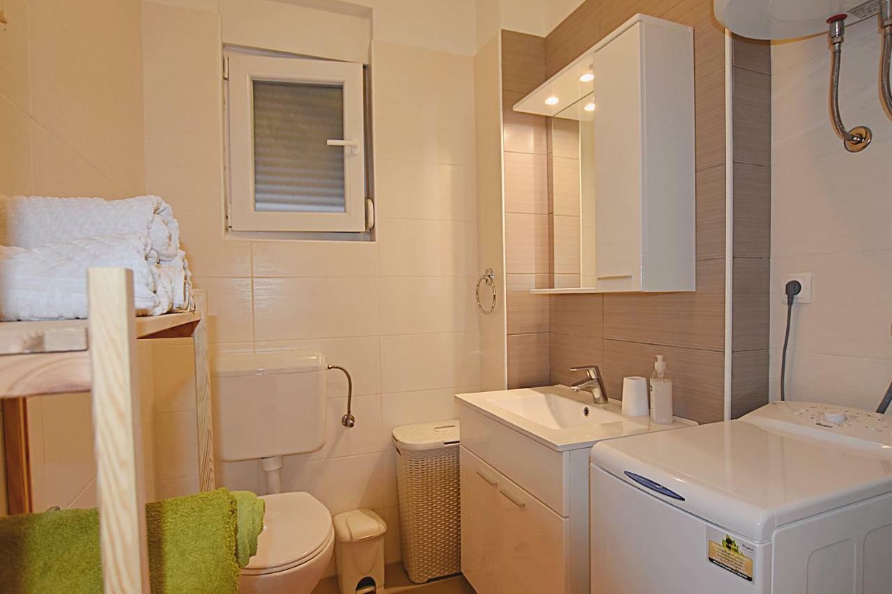 Marine Apartamento Sukošan Exterior foto
