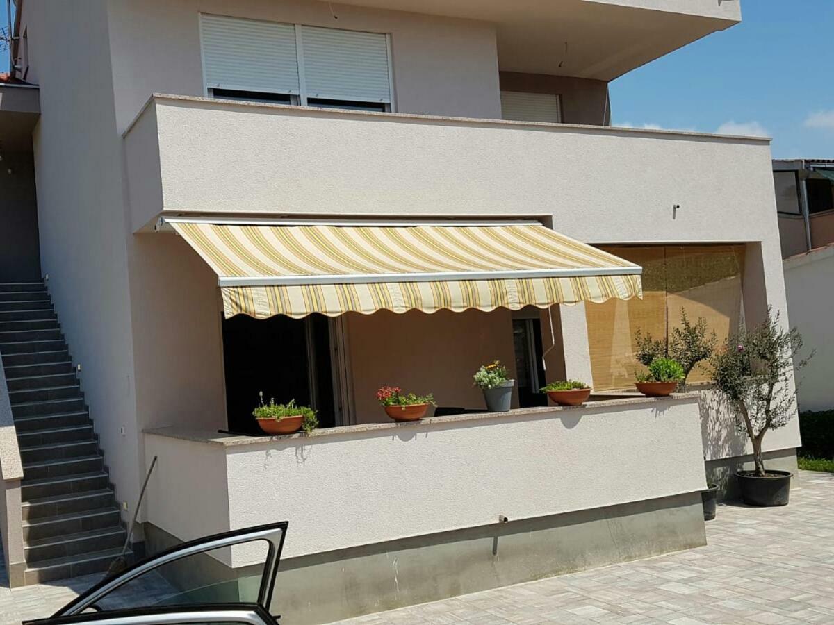 Marine Apartamento Sukošan Exterior foto
